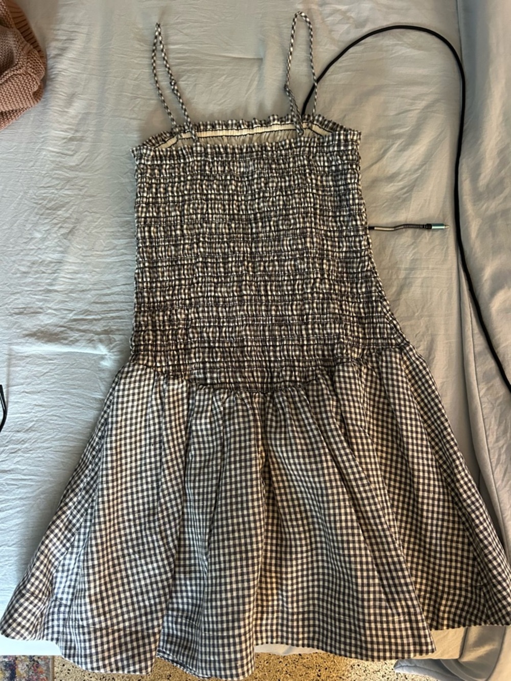 Aritzia Dress - Picture 3 of 5